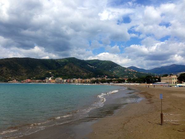 sestrilevantebaiadellefavole